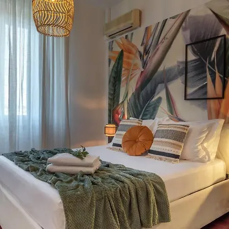 Appartamento Sterlizia-loft Elegante-in Centro A Piedi *